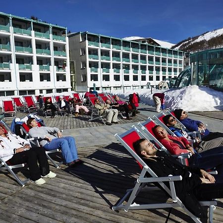 Teleo Vacanze - Villaggio Olimpico Di Colle Sestriere Exteriör bild
