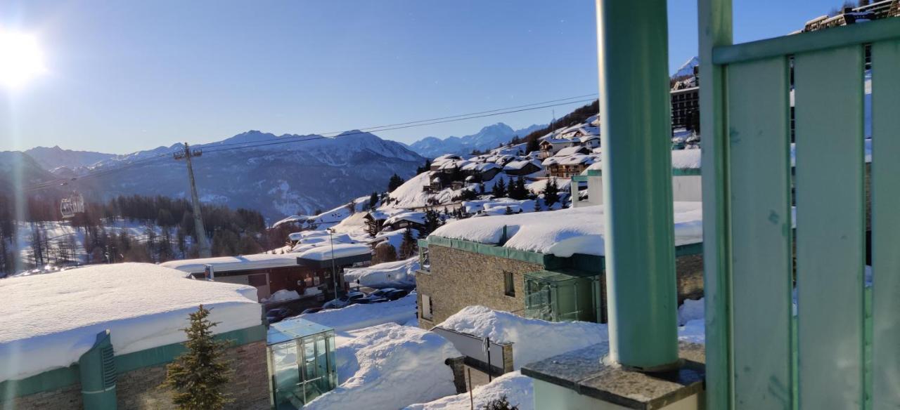 Teleo Vacanze - Villaggio Olimpico Di Colle Sestriere Exteriör bild